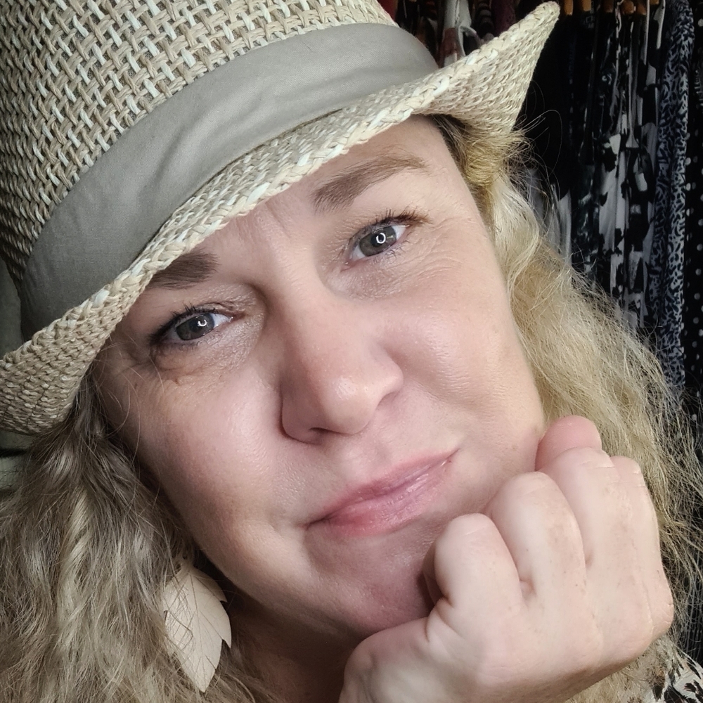 CLOSING DOWN POSHMARK AUSTRALIA Mega Sale!!! - Picture 4 of 6